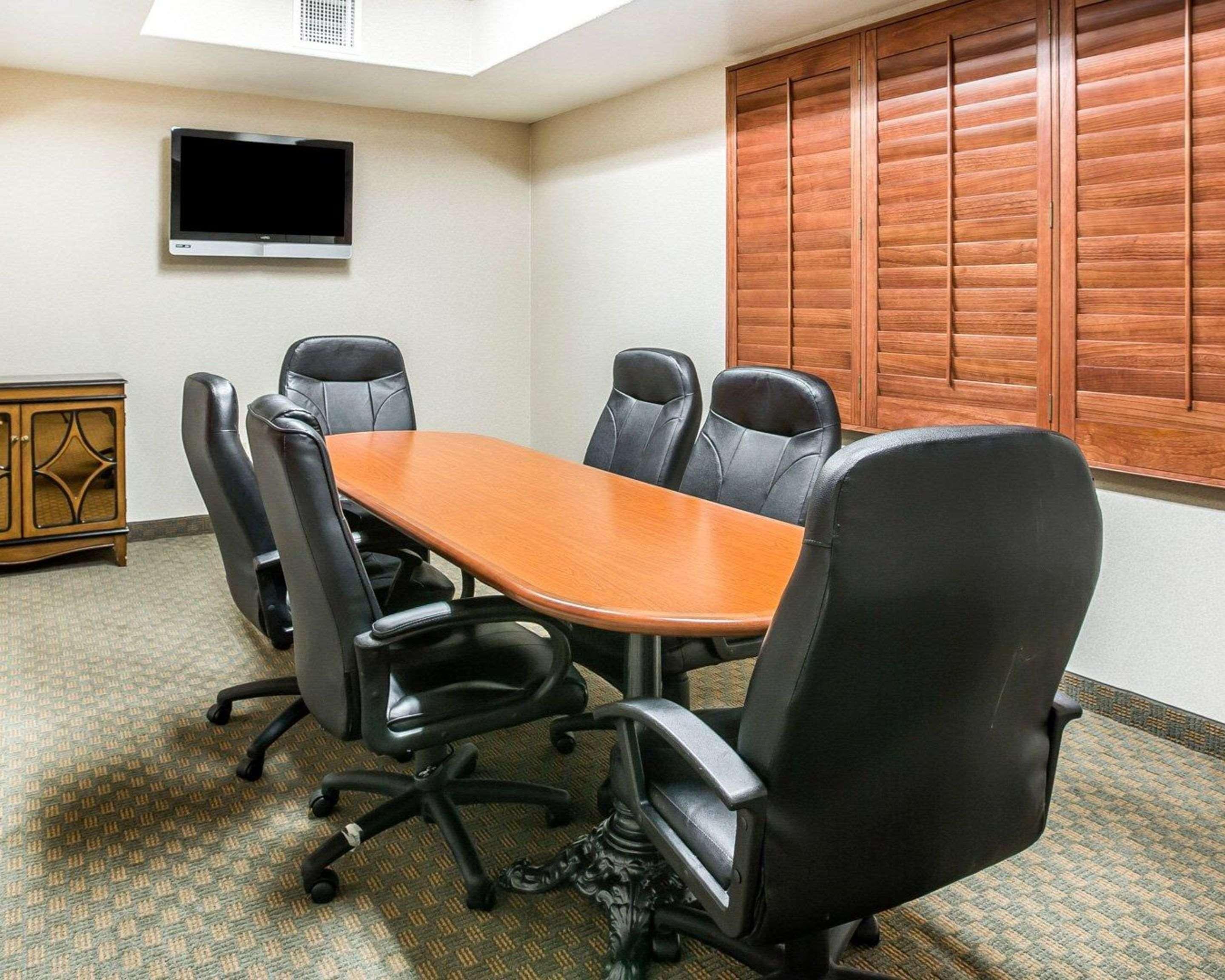 Comfort Inn & Suites Galt - Lodi North Luaran gambar