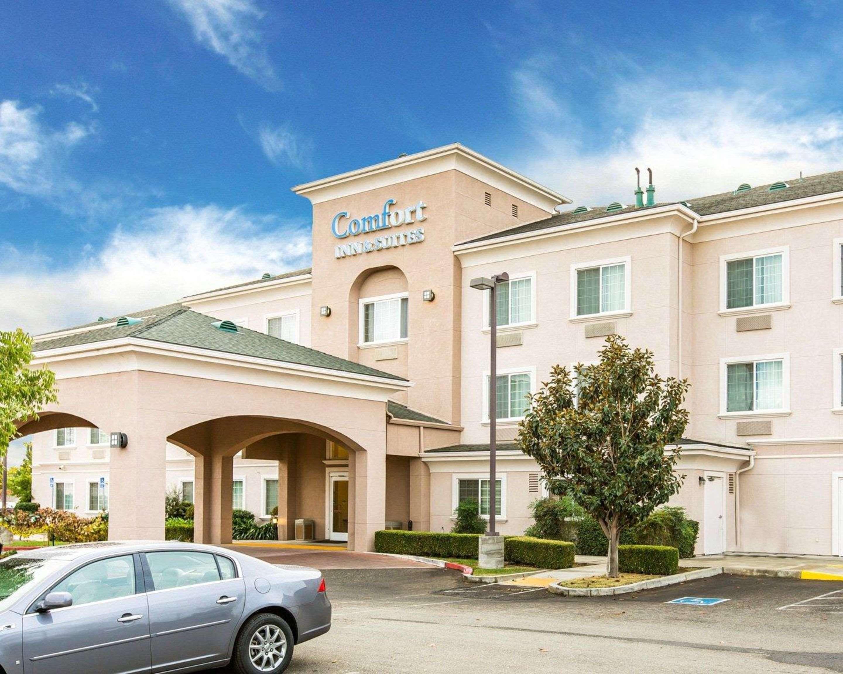 Comfort Inn & Suites Galt - Lodi North Luaran gambar