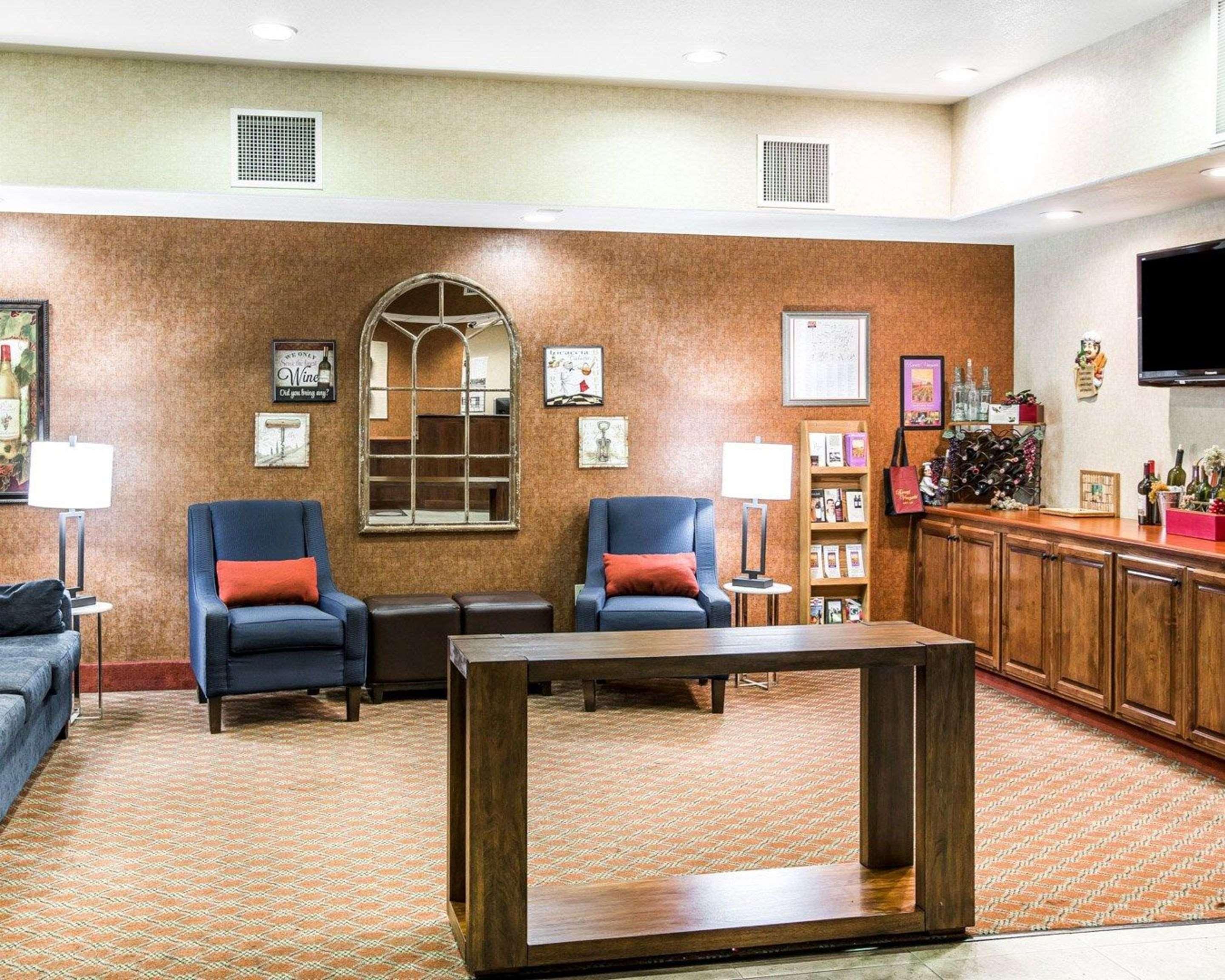 Comfort Inn & Suites Galt - Lodi North Luaran gambar